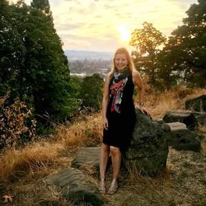 Meet your Posher, Caroline